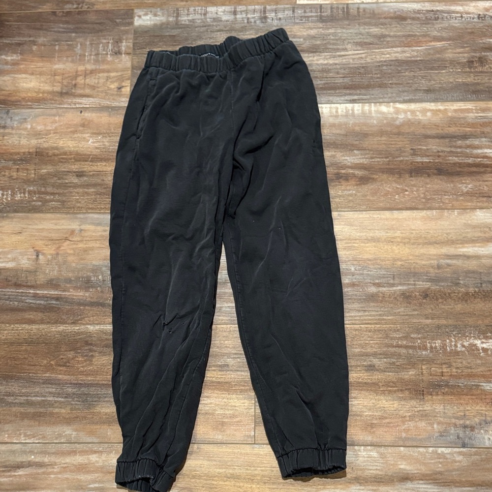 Black Brandy Melville joggers